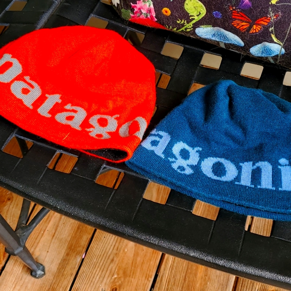 Lot of 2 patagonia beanie/skull caps